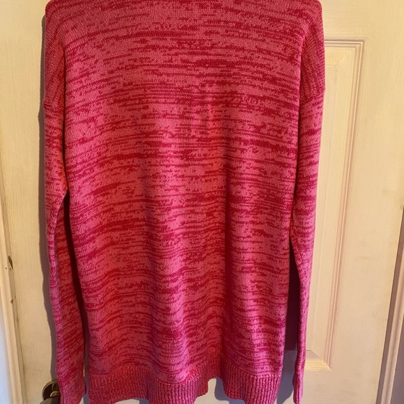 Beautiful pink sweater Gilly Hicks - Picture 2 of 3